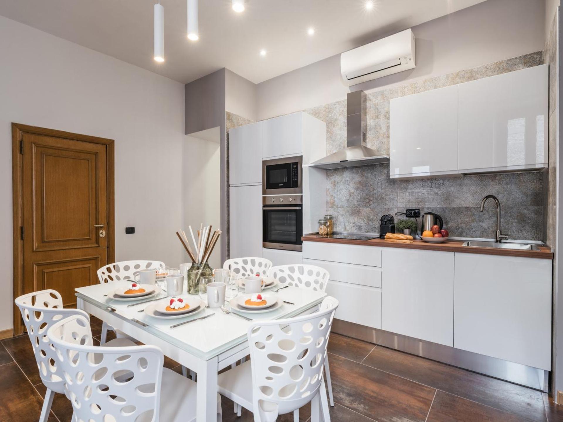 The Best Rent - Four-Room Apartment A Few Steps From The Trevi Fountain Exterior foto